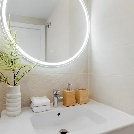 Casa Bahia Bliss At One80 Suites, 아파트 에스테포나